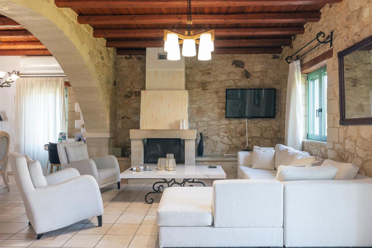 Villa Pinelopi Asprouliánoi Exterior foto